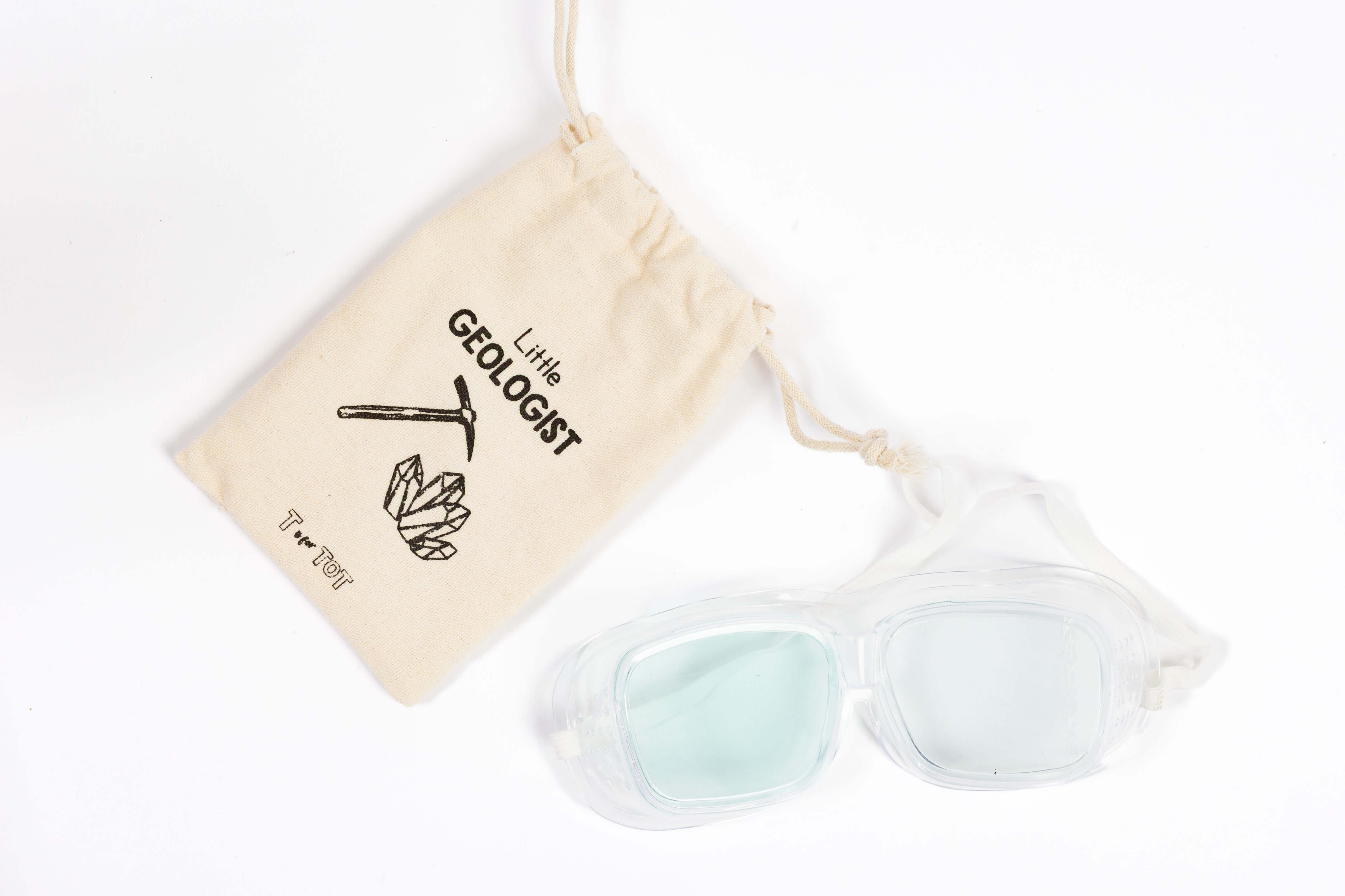 Protective goggles and drawstring bag for preschool hands-on science learning