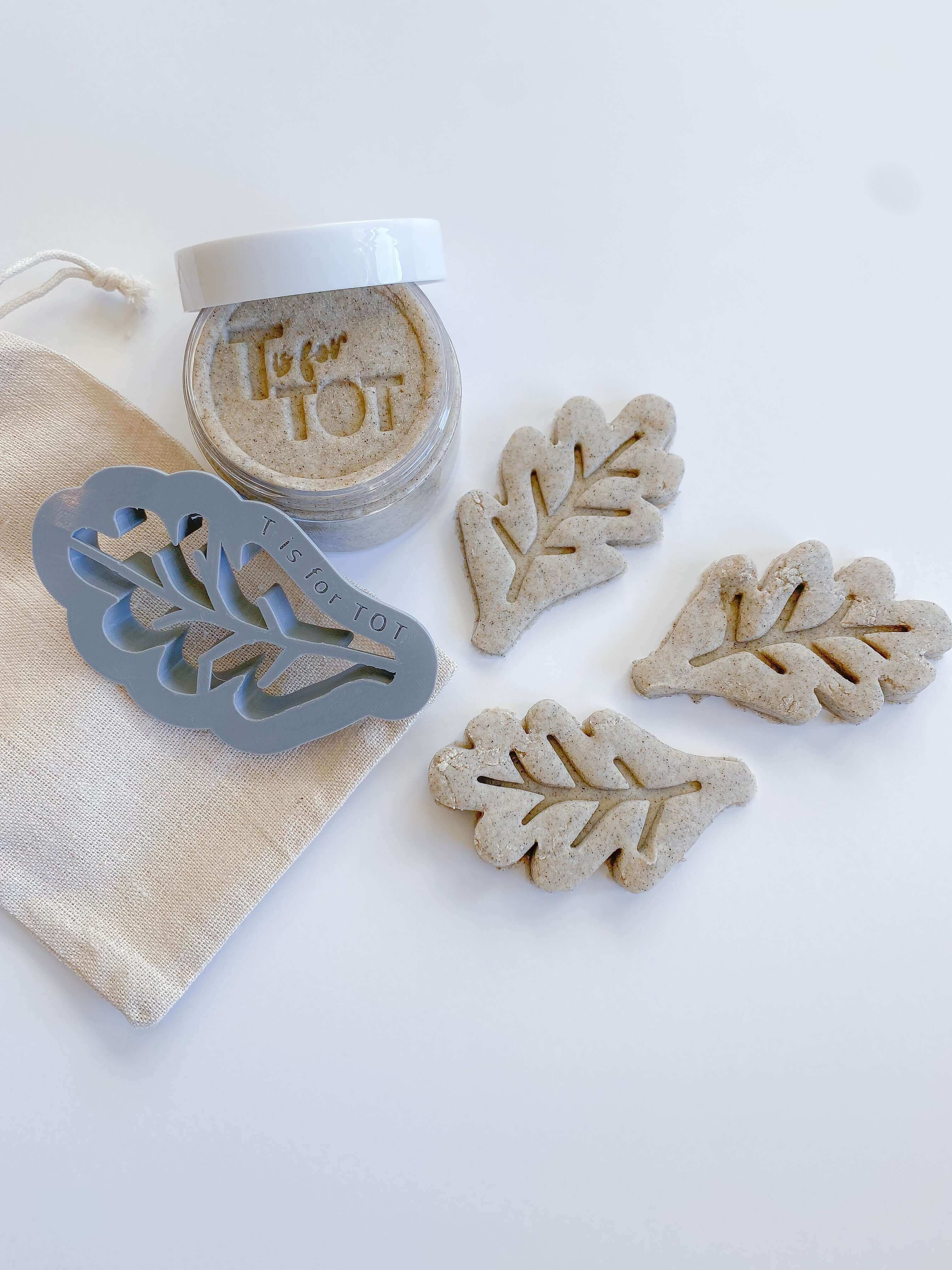 Sand Playdough & Leaf Cutter.